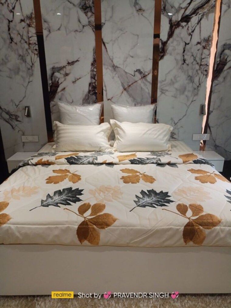 Room, sector 65 3 Bedroom 267 Sq.Yd. Builder Floor In Sector 65 Gurgaon 10555171