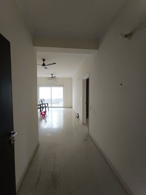 3 BHK Apartment For Rent in Shree Vardhman Victoria, Sector 70