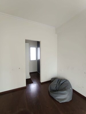 Room in 3 BHK Apartment at Shree Vardhman Victoria, Sector 70 – for Rent