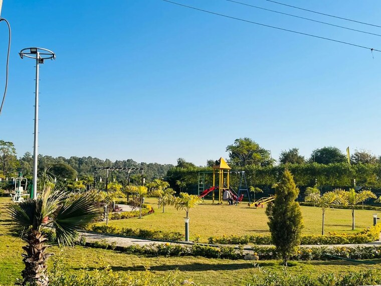 Garden, motia-harmony-greens  195 Sq.Yd. Apartment In Kishanpura Zirakpur 10556753
