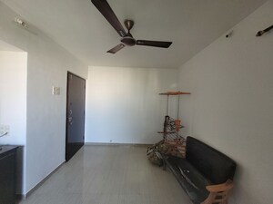 1 BHK Apartment For Rent in Unnati Woods CHS, Kasarvadavali