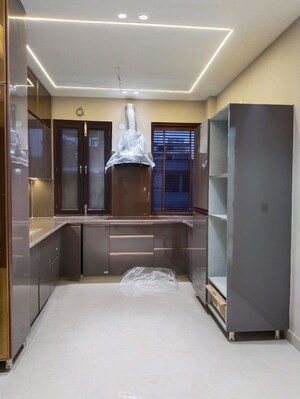 Kitchen in 3 BHK Builder Floor at Sector 21 – for Rent