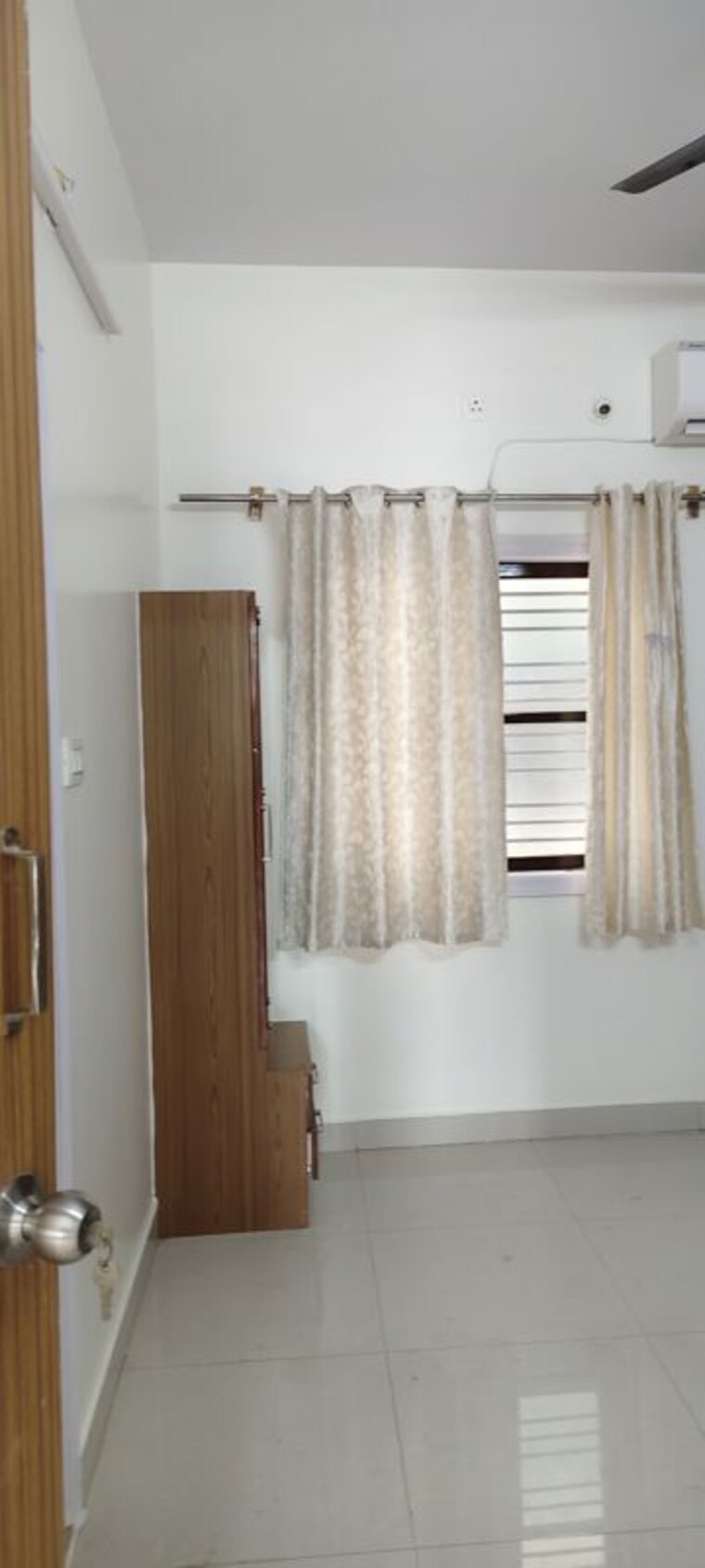 Room, indiranagar 2 Bedroom 1200 Sq.Ft. Apartment In Indiranagar Bangalore 10556801