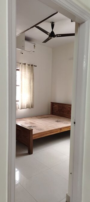 Bedroom in 2 BHK Apartment at Indiranagar – for Rent