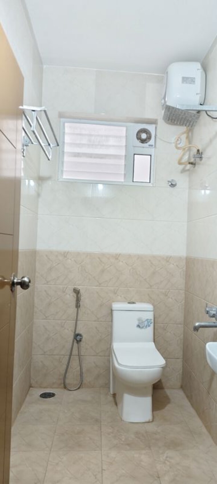 Bathroom, indiranagar 2 Bedroom 1200 Sq.Ft. Apartment In Indiranagar Bangalore 10556801
