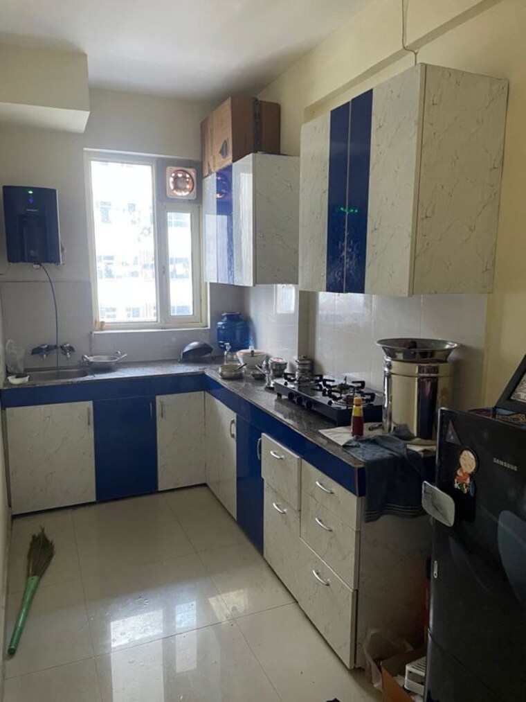 Kitchen, pyramid-altia 3 Bedroom 800 Sq.Ft. Apartment In Sector 70 Gurgaon 10556827