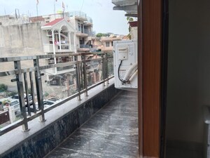 Balcony in 2 BHK Villa at Sector 23 – for Rent