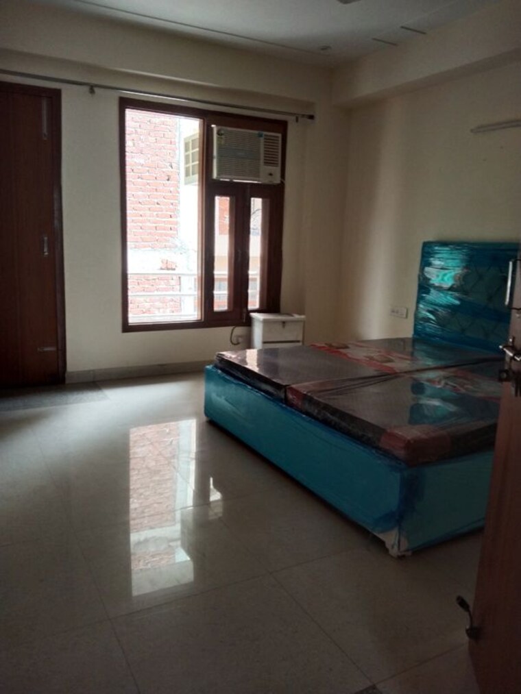 Bedroom, sector 23 2 Bedroom 2000 Sq.Ft. Villa In Sector 23 Gurgaon 10556825