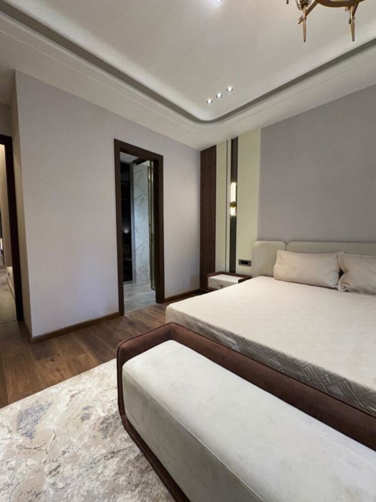 Room, sector 121 5 Bedroom 3700 Sq.Ft. Apartment In Sector 121 Mohali 10556824