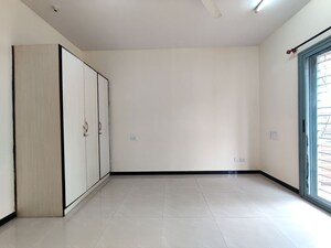 Room in 2 BHK Apartment at Pristine Sindhu, Kanakapura Road – for Sale