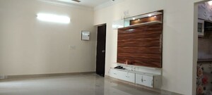 Furnished Amenities in 3 BHK Apartment at Paramount Emotions, Sector 1 Greater Noida – for Rent