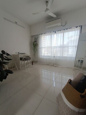 Living Room in 3 BHK Apartment at Aarya Apartment, Khar West – for Rent
