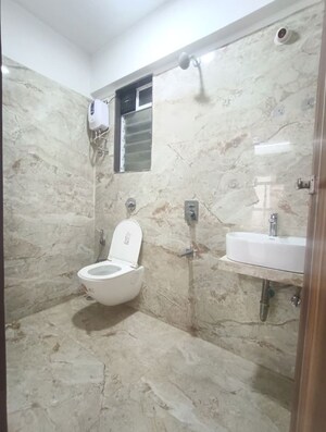 Bathroom in 2 BHK Apartment at BP DPS Park View, Goregaon West – for Sale