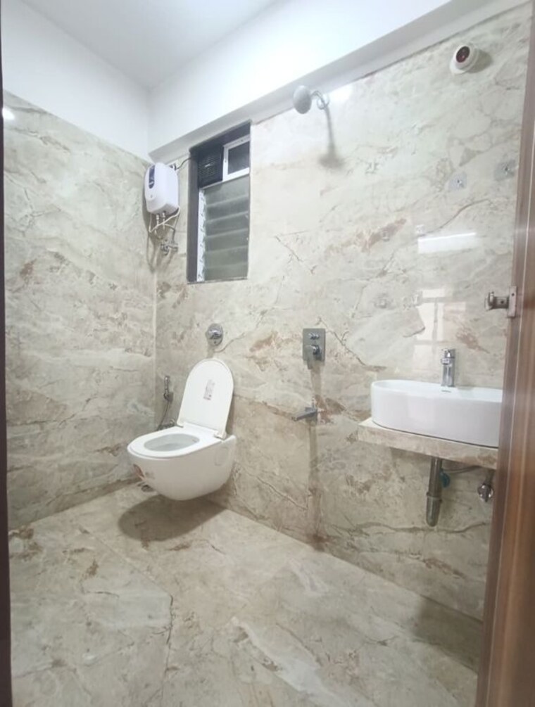 Bathroom, bp-dps-park-view 2 Bedroom 560 Sq.Ft. Apartment In Goregaon West Mumbai 10556884