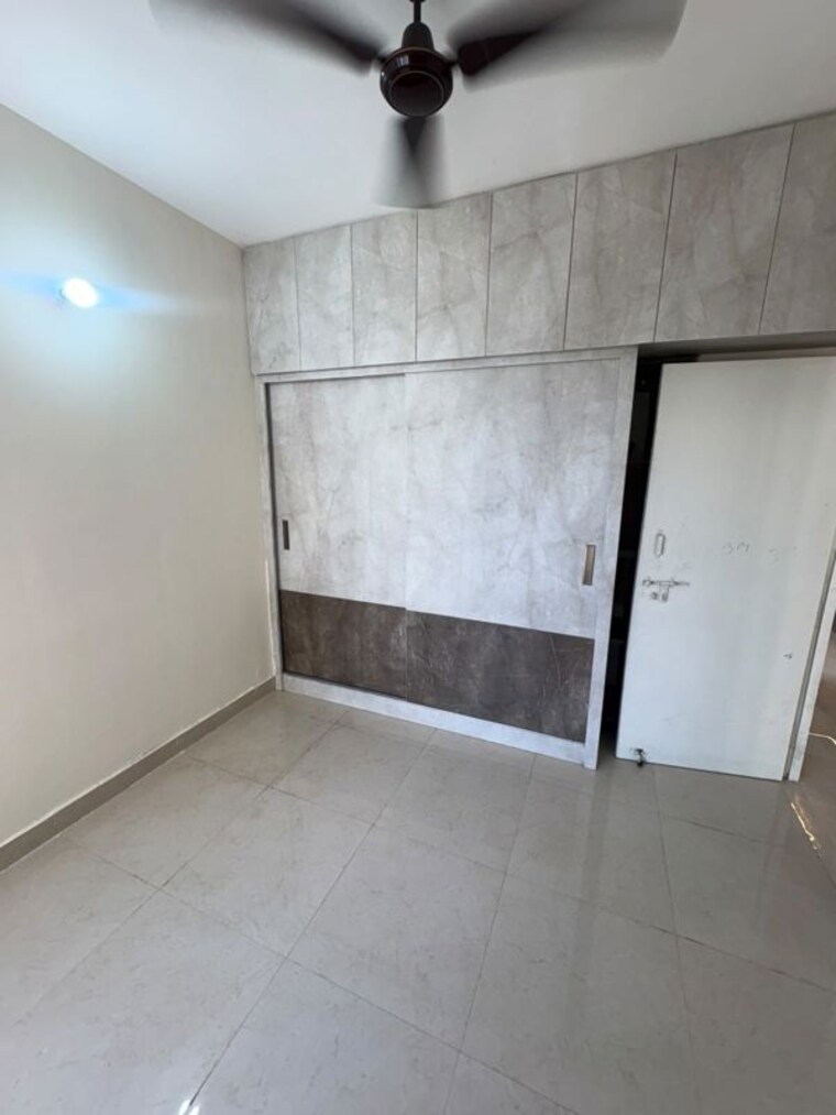 Room, signature-the-millennia-3 2 Bedroom 1000 Sq.Ft. Apartment In Sector 37d Gurgaon 10556882