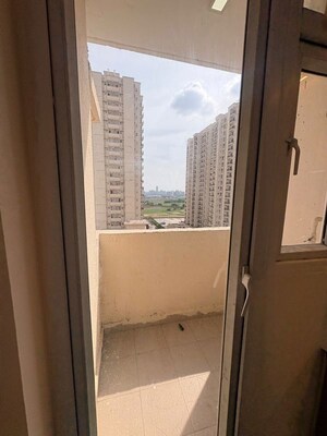 Bathroom in 2 BHK Apartment at Signature The Millennia 3, Sector 37d – for Rent