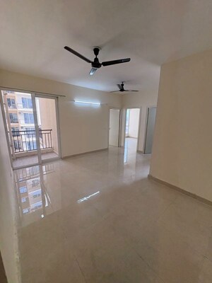 Room in 2 BHK Apartment at Signature The Millennia 3, Sector 37d – for Rent