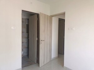 1 BHK Apartment For Rent in Puraniks Tokyo Bay, Kasarvadavali