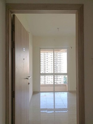 Room in 1 BHK Apartment at Puraniks Tokyo Bay, Kasarvadavali – for Rent