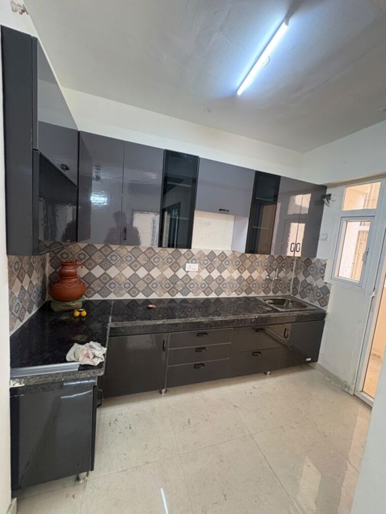 Kitchen, signature-the-millennia-3 2 Bedroom 1000 Sq.Ft. Apartment In Sector 37d Gurgaon 10556901