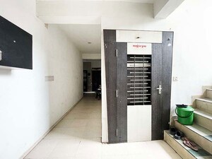 Room in 1 BHK Apartment at Nikol – for Sale