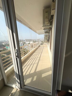 Balcony in 4 BHK Apartment at Arzoo Apartment, Sector 51 – for Rent