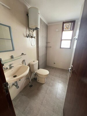 Bathroom in 4 BHK Apartment at Arzoo Apartment, Sector 51 – for Rent