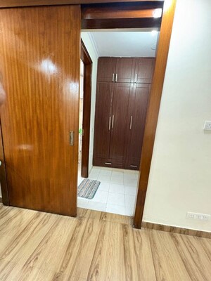 Room in 4 BHK Apartment at Arzoo Apartment, Sector 51 – for Rent