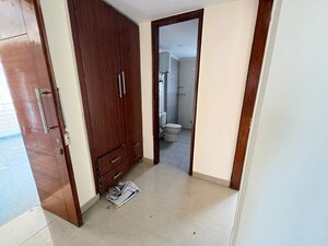 Room in 4 BHK Apartment at Arzoo Apartment, Sector 51 – for Rent