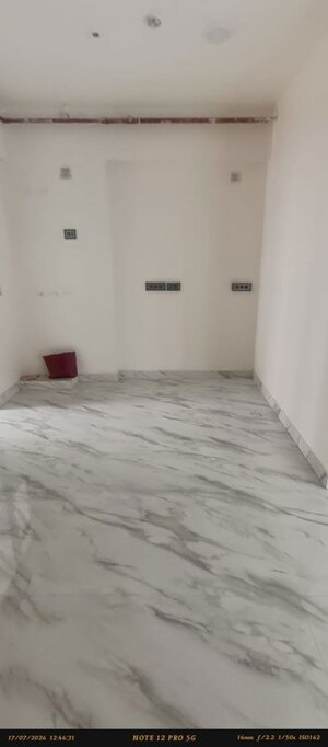 Room in 2 BHK Apartment at Panchsheel Greens II, Sector 16 Greater Noida – for Sale