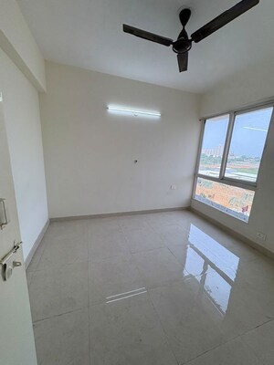 Room in 2 BHK Apartment at Signature The Millennia 3, Sector 37d – for Rent