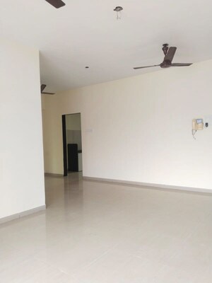 Room in 2 BHK Apartment at Green Heritage, Kharghar – for Rent