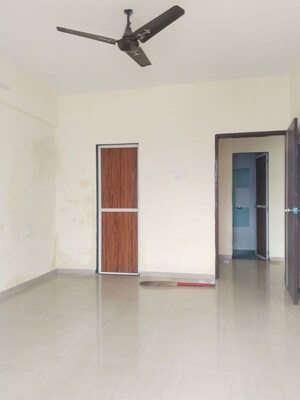 Room in 2 BHK Apartment at Green Heritage, Kharghar – for Rent