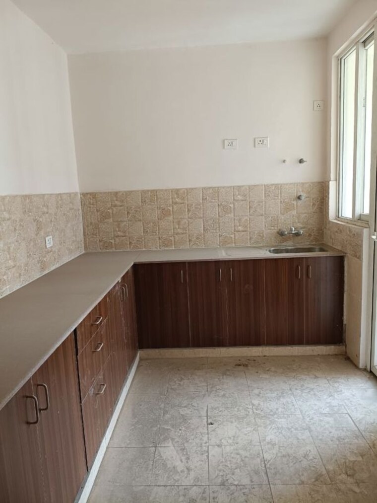 Kitchen, amrapali-kingswood 3 Bedroom 1595 Sq.Ft. Apartment In Sector 4 Greater Noida Greater Noida 10396869