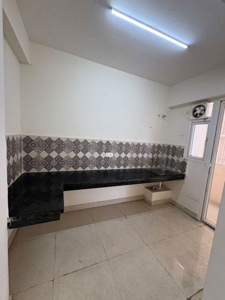Kitchen, signature-the-millennia-3 2 Bedroom 1000 Sq.Ft. Apartment In Sector 37d Gurgaon 10556969