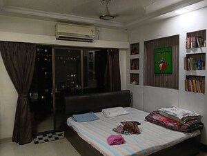 Bedroom in 2.5 BHK Apartment at Zara Apartment, Powai – for Rent