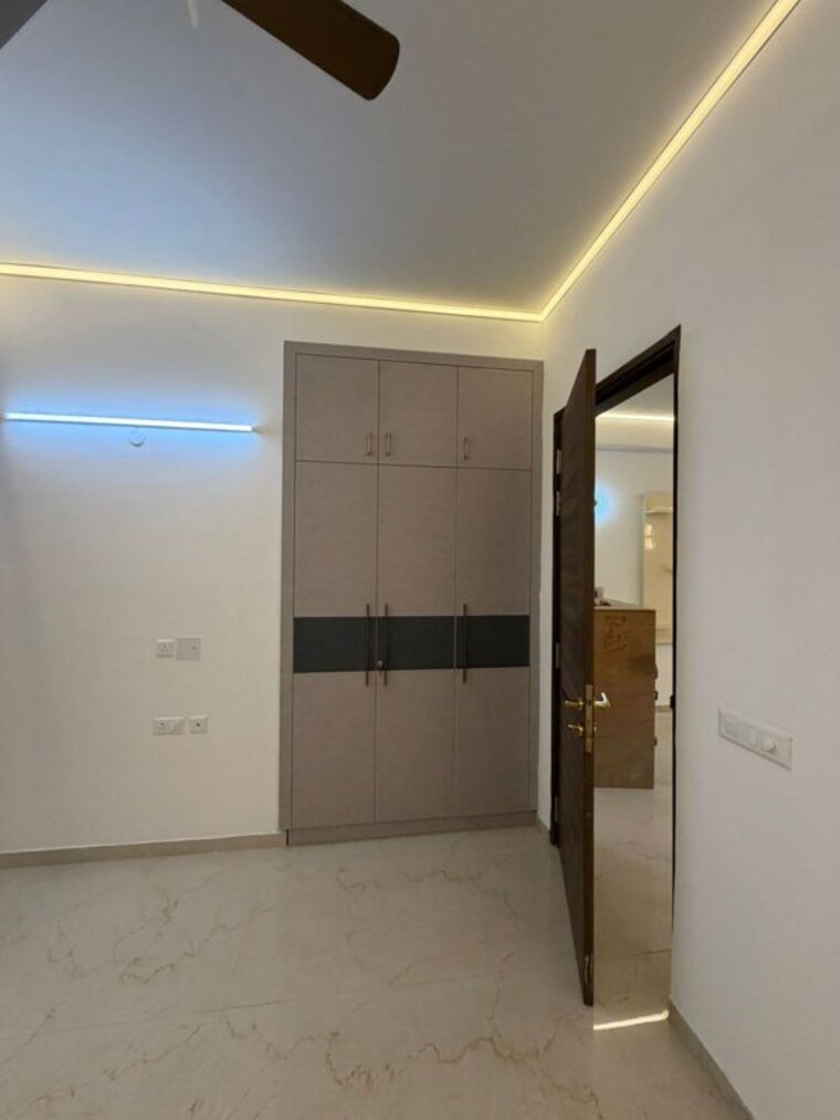 Room, smart-world-orchard 3 Bedroom 1680 Sq.Ft. Apartment In Sector 61 Gurgaon 10556997