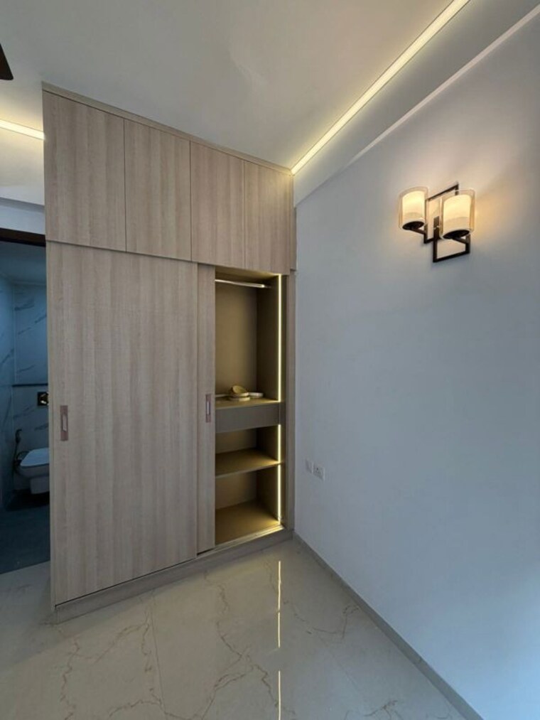 Room, smart-world-orchard 3 Bedroom 1680 Sq.Ft. Apartment In Sector 61 Gurgaon 10556997