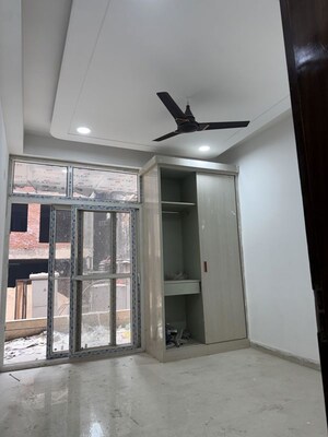 3 BHK Builder Floor For Rent in Sector 21