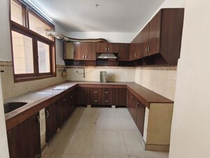 Kitchen in 3 BHK Builder Floor at Sector 21 – for Rent
