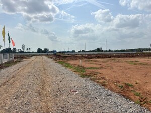 Plot Area in  Plot at Sarvagna Dhatri County, Railapur – for Sale
