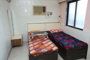 Bedroom in  Pg at Andheri East – for Rent
