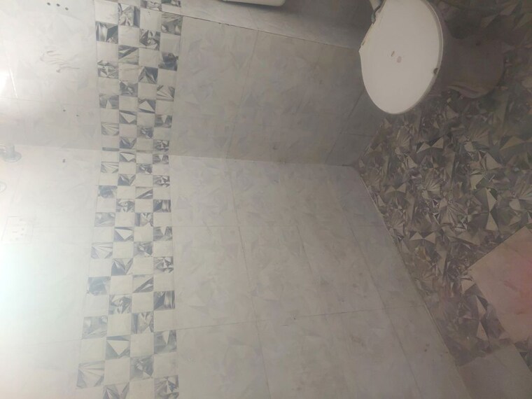 Bathroom, indira nagar 1 Bedroom 800 Sq.Ft. Apartment In Indira Nagar Lucknow 10557029