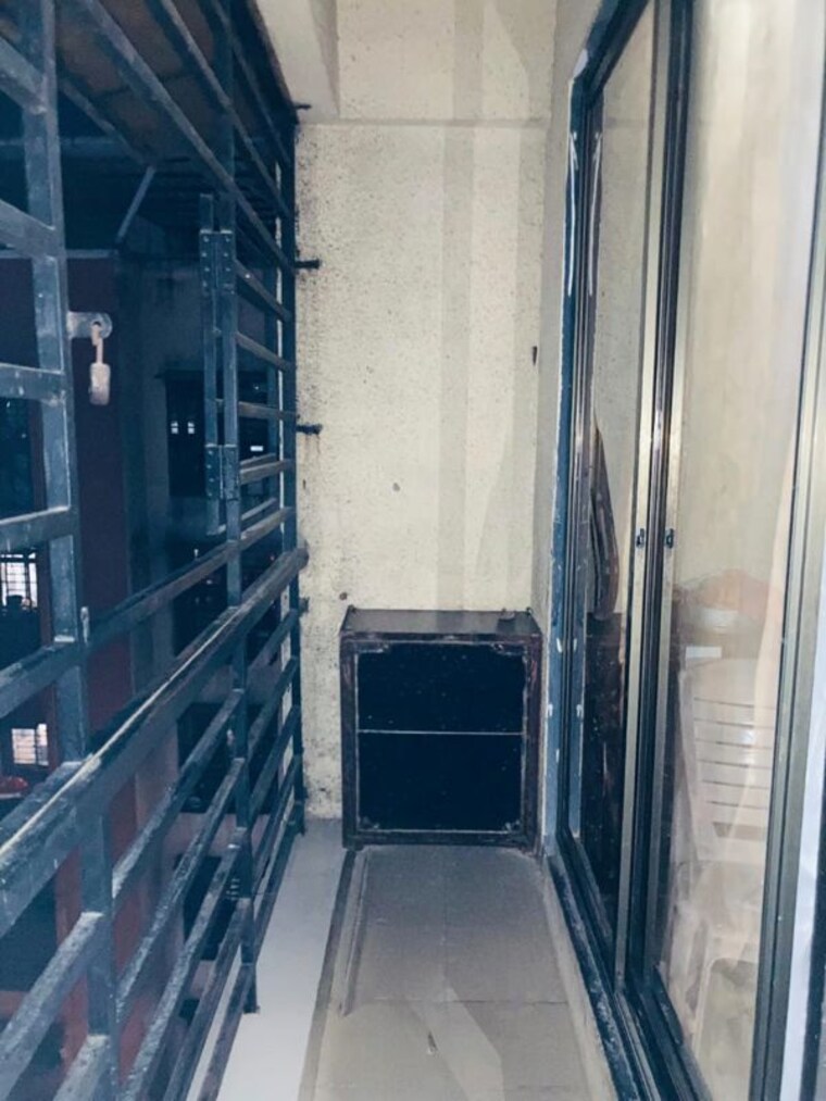 Balcony, chandrabhaga-park 1 Bedroom 650 Sq.Ft. Apartment In Kalwa Thane 10557041
