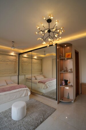 Living Room in 3 BHK Builder Floor at Sector 23 – for Rent