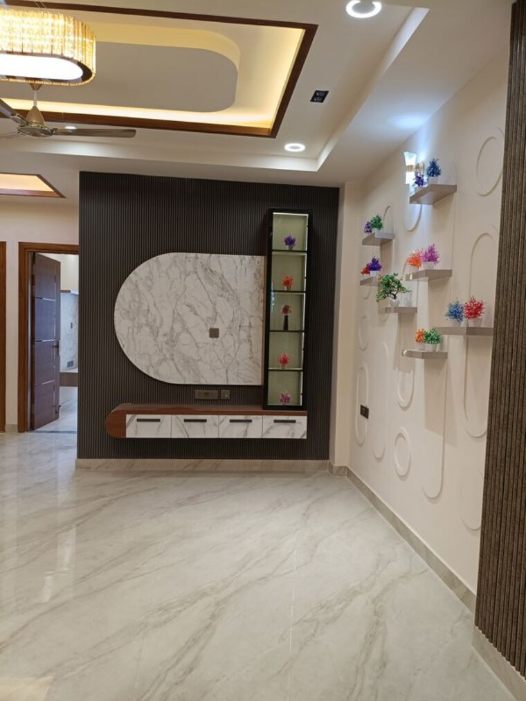 Room, bptp-district-3 3 Bedroom 180 Sq.Yd. Builder Floor In Sector 85 Faridabad 10557075