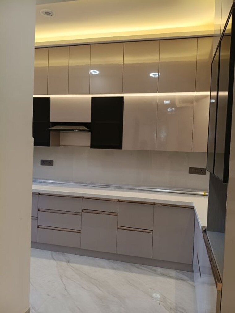 Kitchen, bptp-district-3 3 Bedroom 180 Sq.Yd. Builder Floor In Sector 85 Faridabad 10557075