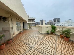 2 BHK Apartment – Exterior View View at Khar West - for Sale