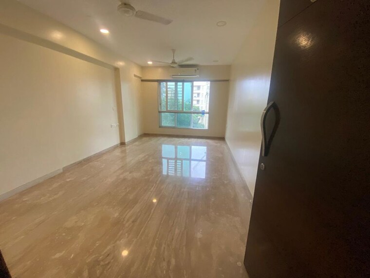 Room, khar west 2 Bedroom 729 Sq.Ft. Apartment In Khar West Mumbai 10557079