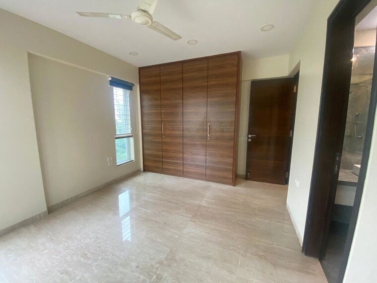 Room, khar west 2 Bedroom 729 Sq.Ft. Apartment In Khar West Mumbai 10557079